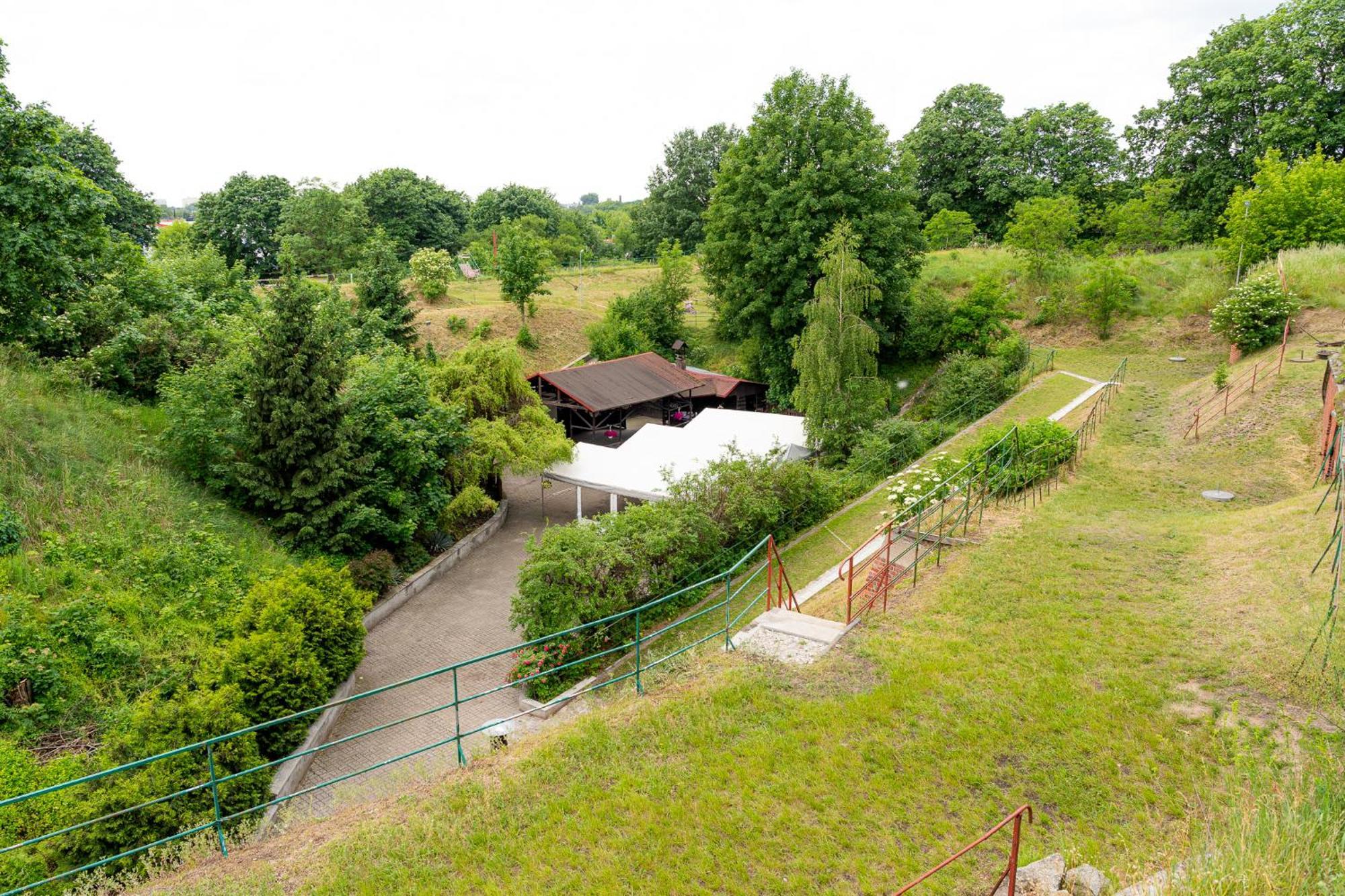 Twierdza Torun - Fort IV Bagian luar foto
